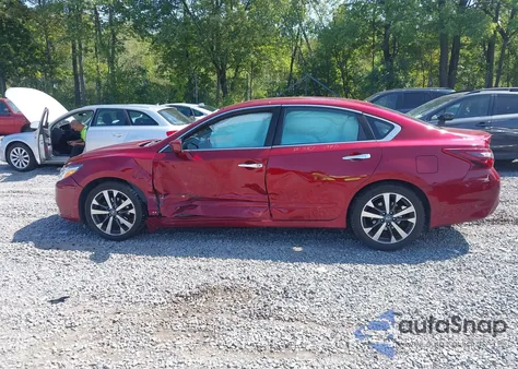 2017 Nissan Altima 2.5 Sr z USA, uszkodzony, nr VIN 1N4AL3AP6HC472745
